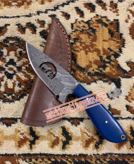 Custom made Damascus Steel Cowboy Skinner Knife