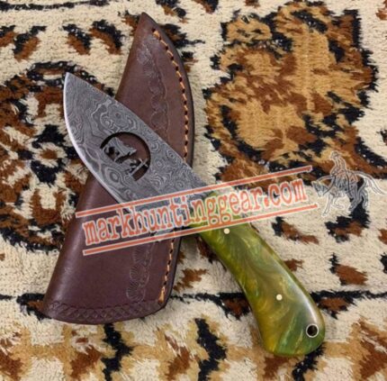 Custom made Damascus Steel Cowboy Skinner Knife