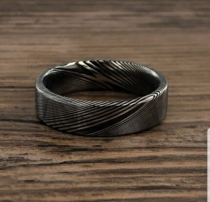 Custom Handmade Damascus Steel Ring...