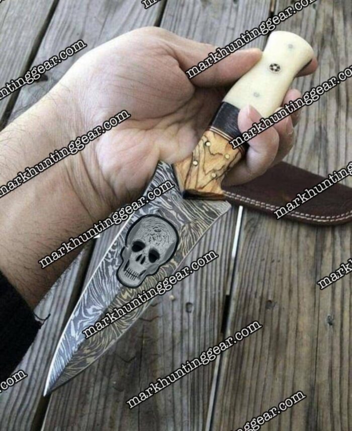 Custom Handmade Damascus Steel Dagger Knife For Skull Lover’s… - Image 1