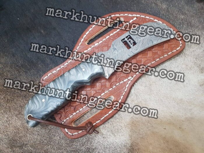 Custom Handmade Damascus Steel Lineman Knife... - Image 1