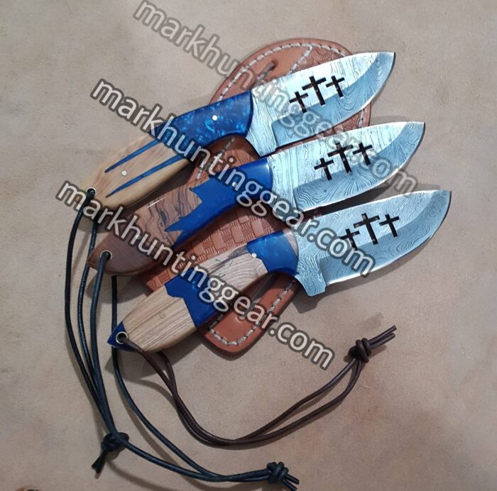 Custom Handmade Damascus Steel Cowboy Skinner Knives Set... - Image 1