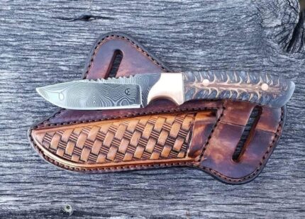 Pinecone Handel Damascus Steel Cowboy Skinner Knife.