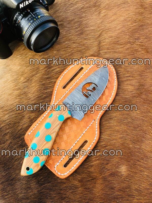 Custom Made Damascus Steel Cowboy Skinner Knife - Image 1