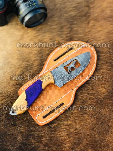 Dog Cut Out Blade Custom Made Damascus Steel Skinner Knife With Leather Sheath.