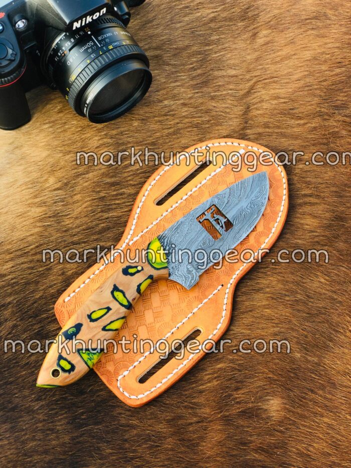 Custom Handmade Damascus Steel Cowboy Skinning Knife. - Image 1