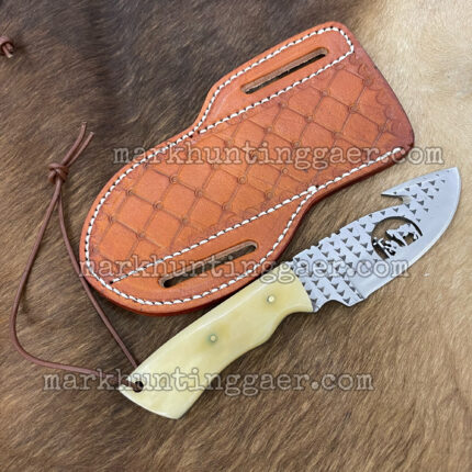 Custom Handmade Resp Steel Cowboy Skinner Knife with Leather Sheath.